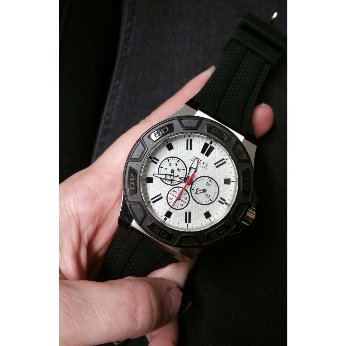 Guess W0674G3 Orologio Uomo Analogico Al Quarzo – Cinturino In Gomma Nero, Quadrante Grigio, 10 ATM